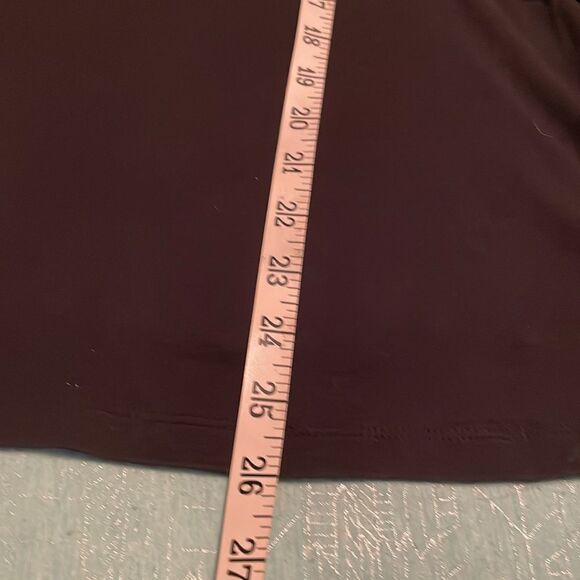 1X Jones New York Signature Woman black long sleeve with gold buttons collar top - Picture 6 of 8